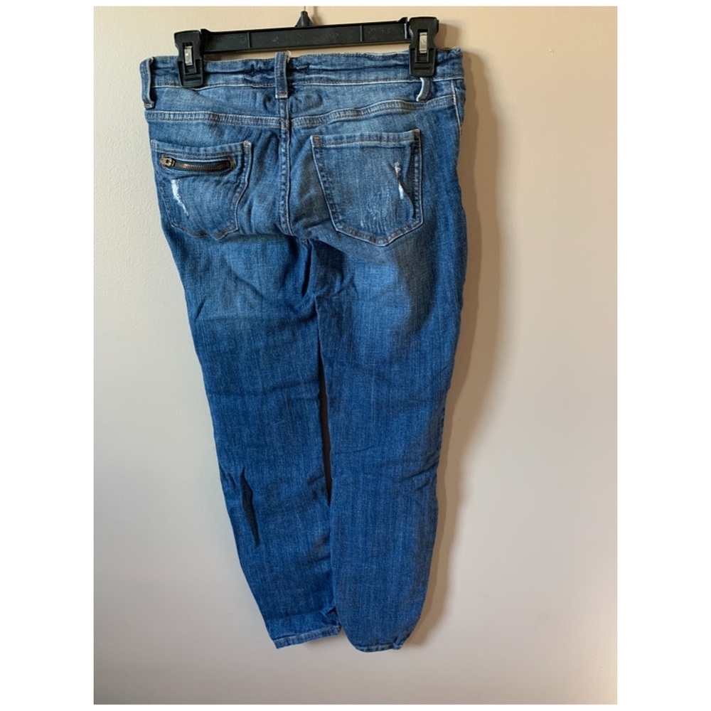 Mid Rise Deconstructed Skinny - Picture 2 of 5